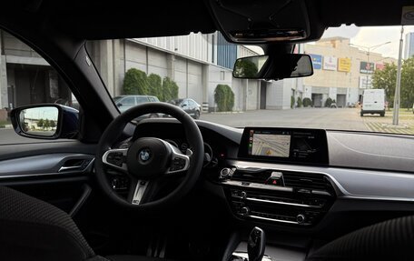 BMW 5 серия, 2018 год, 3 650 000 рублей, 12 фотография