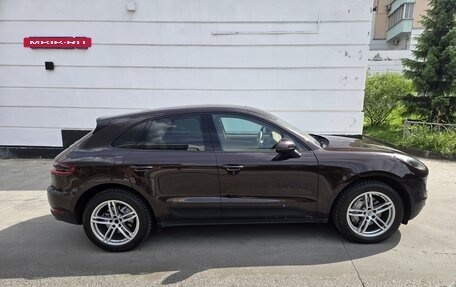 Porsche Macan I рестайлинг, 2015 год, 2 250 000 рублей, 3 фотография