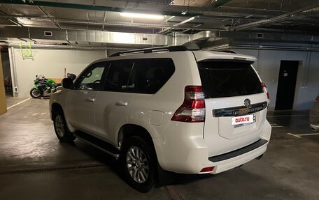 Toyota Land Cruiser Prado 150 рестайлинг 2, 2014 год, 3 700 000 рублей, 5 фотография