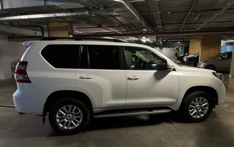Toyota Land Cruiser Prado 150 рестайлинг 2, 2014 год, 3 700 000 рублей, 8 фотография