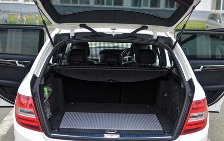 Mercedes-Benz C-Класс, 2013 год, 1 400 000 рублей, 25 фотография