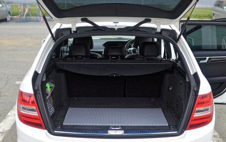 Mercedes-Benz C-Класс, 2013 год, 1 400 000 рублей, 21 фотография