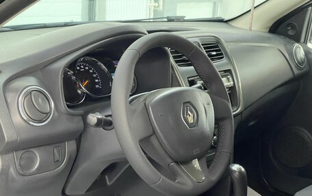 Renault Logan II, 2015 год, 649 000 рублей, 8 фотография