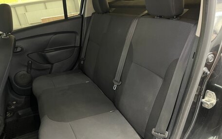 Renault Logan II, 2015 год, 649 000 рублей, 19 фотография