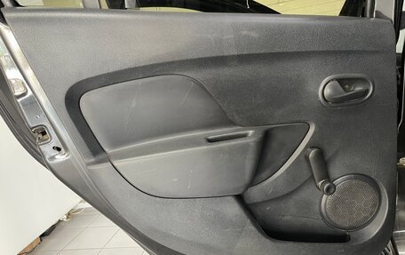 Renault Logan II, 2015 год, 649 000 рублей, 18 фотография