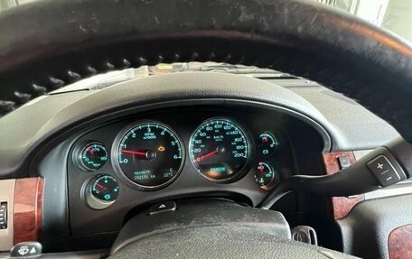 Chevrolet Tahoe III, 2012 год, 2 100 000 рублей, 5 фотография