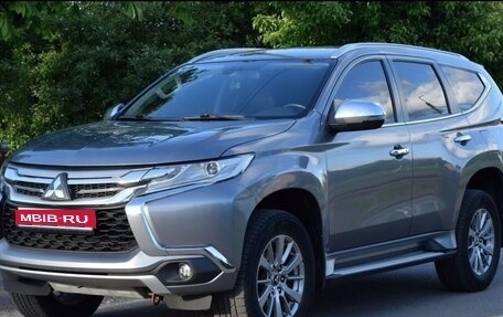 Mitsubishi Pajero Sport III рестайлинг, 2018 год, 2 750 000 рублей, 1 фотография