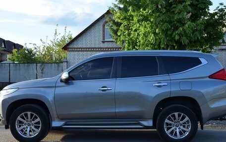 Mitsubishi Pajero Sport III рестайлинг, 2018 год, 2 750 000 рублей, 2 фотография