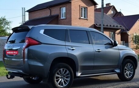 Mitsubishi Pajero Sport III рестайлинг, 2018 год, 2 750 000 рублей, 3 фотография