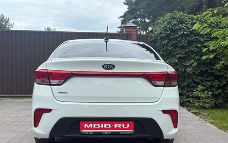 KIA Rio IV, 2018 год, 1 050 000 рублей, 3 фотография