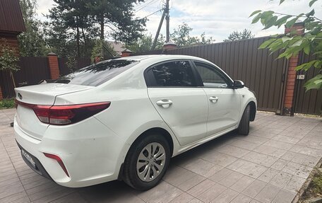 KIA Rio IV, 2018 год, 1 050 000 рублей, 5 фотография