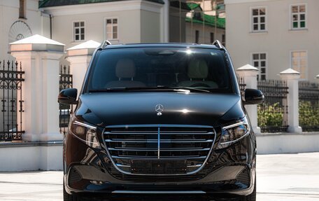 Mercedes-Benz V-Класс, 2025 год, 14 800 000 рублей, 3 фотография