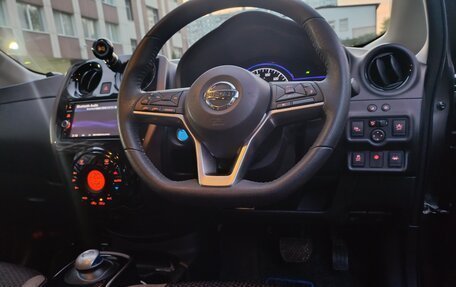 Nissan Note II рестайлинг, 2018 год, 1 450 000 рублей, 31 фотография