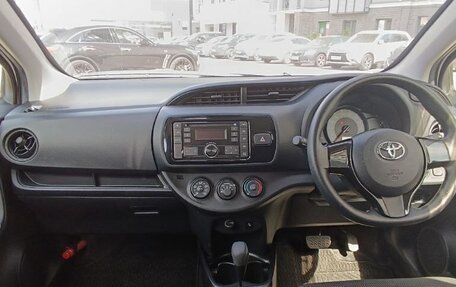 Toyota Vitz, 2019 год, 1 200 000 рублей, 7 фотография
