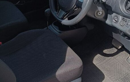 Toyota Vitz, 2019 год, 1 200 000 рублей, 11 фотография