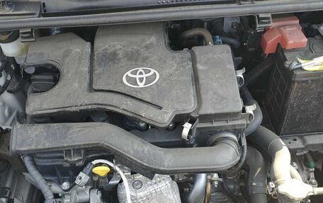 Toyota Vitz, 2019 год, 1 200 000 рублей, 19 фотография
