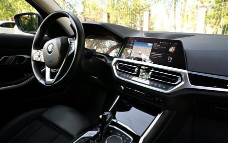 BMW 3 серия, 2021 год, 3 250 000 рублей, 12 фотография