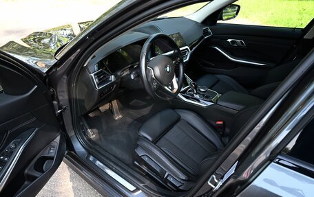 BMW 3 серия, 2021 год, 3 250 000 рублей, 13 фотография