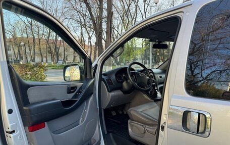 Hyundai Grand Starex Grand Starex I рестайлинг 2, 2007 год, 1 050 000 рублей, 14 фотография