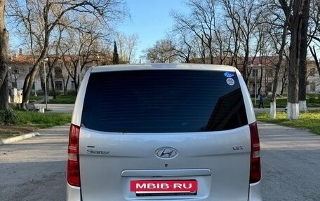 Hyundai Grand Starex Grand Starex I рестайлинг 2, 2007 год, 1 050 000 рублей, 5 фотография