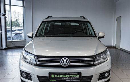 Volkswagen Tiguan I, 2011 год, 892 000 рублей, 2 фотография
