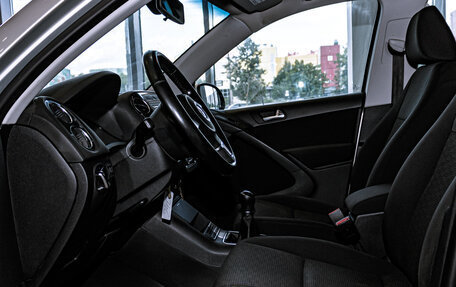 Volkswagen Tiguan I, 2011 год, 892 000 рублей, 12 фотография