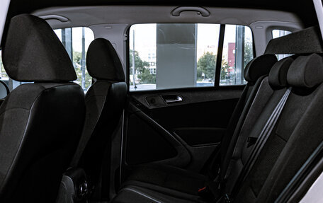 Volkswagen Tiguan I, 2011 год, 892 000 рублей, 13 фотография