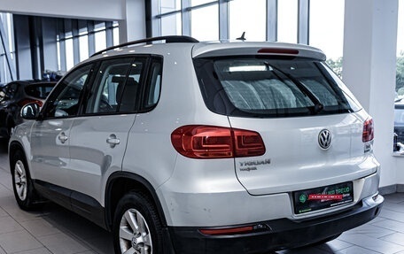 Volkswagen Tiguan I, 2011 год, 892 000 рублей, 8 фотография