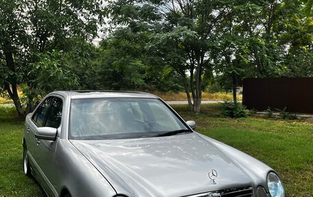 Mercedes-Benz E-Класс, 1999 год, 1 070 000 рублей, 2 фотография