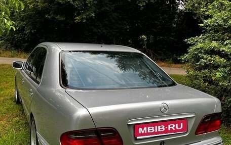 Mercedes-Benz E-Класс, 1999 год, 1 070 000 рублей, 5 фотография