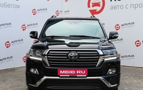 Toyota Land Cruiser 200, 2017 год, 6 240 000 рублей, 5 фотография