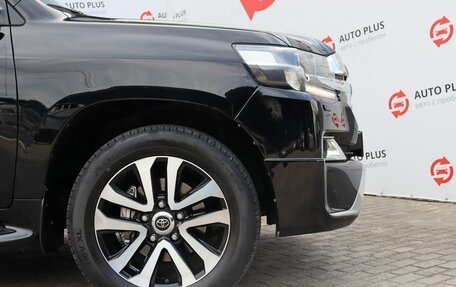 Toyota Land Cruiser 200, 2017 год, 6 240 000 рублей, 22 фотография