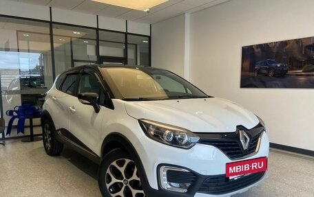 Renault Kaptur I рестайлинг, 2017 год, 1 450 000 рублей, 2 фотография
