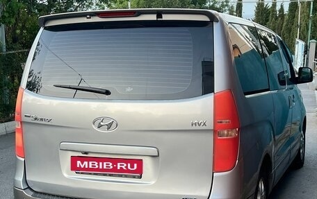 Hyundai Grand Starex Grand Starex I рестайлинг 2, 2012 год, 1 800 000 рублей, 7 фотография