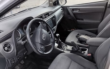 Toyota Corolla, 2018 год, 1 630 000 рублей, 10 фотография