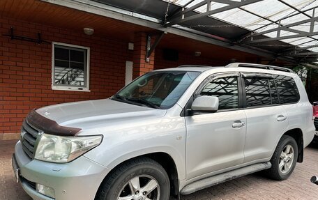 Toyota Land Cruiser 200, 2010 год, 3 300 000 рублей, 4 фотография