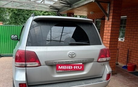 Toyota Land Cruiser 200, 2010 год, 3 300 000 рублей, 5 фотография