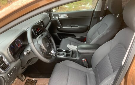 KIA Sportage IV рестайлинг, 2017 год, 1 385 000 рублей, 15 фотография