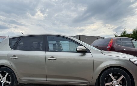 KIA cee'd I рестайлинг, 2010 год, 920 000 рублей, 9 фотография