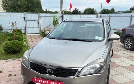 KIA cee'd I рестайлинг, 2010 год, 920 000 рублей, 2 фотография