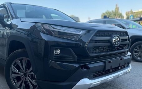 Toyota RAV4, 2025 год, 3 600 000 рублей, 5 фотография