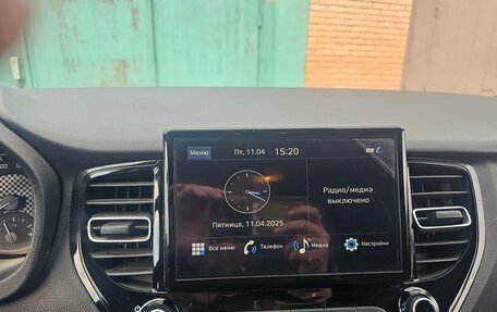 Hyundai Solaris II рестайлинг, 2021 год, 1 650 000 рублей, 11 фотография