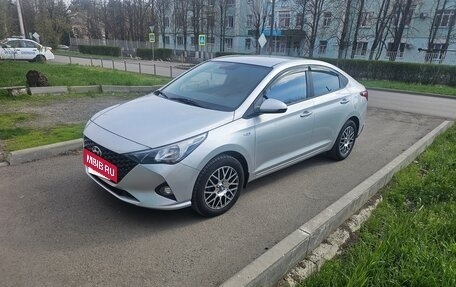 Hyundai Solaris II рестайлинг, 2021 год, 1 650 000 рублей, 3 фотография