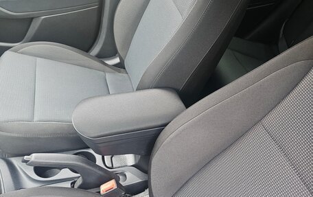 Hyundai Solaris II рестайлинг, 2021 год, 1 650 000 рублей, 22 фотография