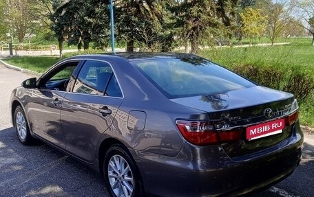 Toyota Camry, 2015 год, 1 850 000 рублей, 2 фотография