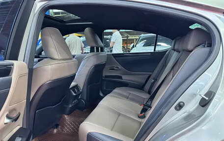 Lexus ES VII, 2022 год, 3 000 077 рублей, 16 фотография
