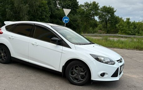 Ford Focus III, 2014 год, 950 000 рублей, 2 фотография