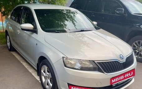 Skoda Rapid I, 2014 год, 800 000 рублей, 3 фотография