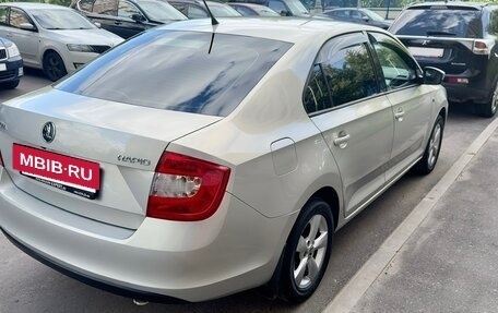 Skoda Rapid I, 2014 год, 800 000 рублей, 5 фотография