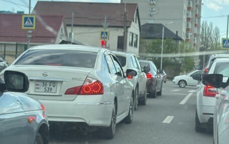 Nissan Fuga I, 2008 год, 600 000 рублей, 8 фотография